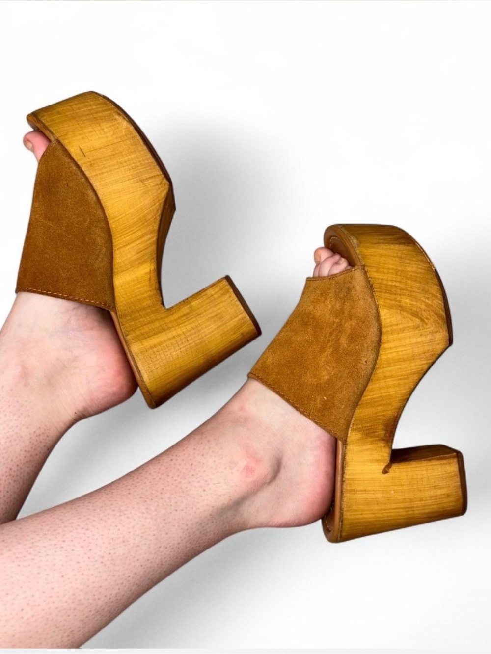 Steve Madden "Hitched Heel" Mustard Tan Suede Platform Mules
